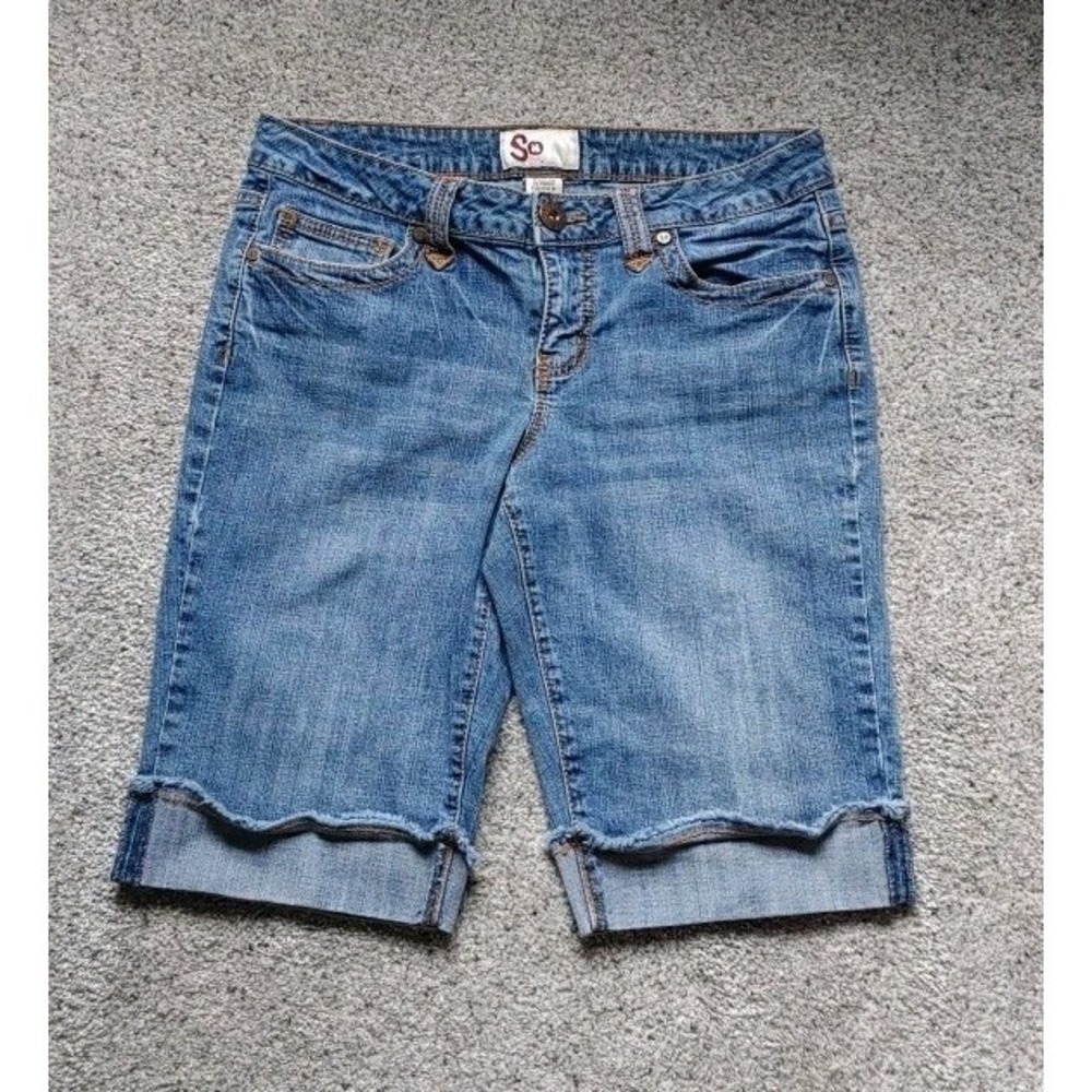 Y2K SO Favorite Bermuda Cuffed Denim Low Rise Shorts Sz 7 Rockabily Distressed